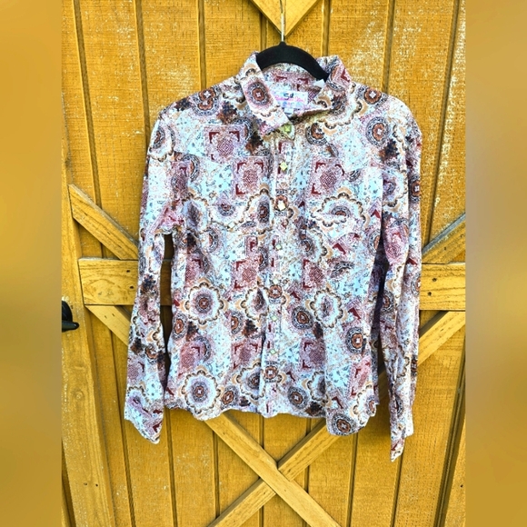 Floral Patterned Button-Up Shirt - Picture 1 of 3